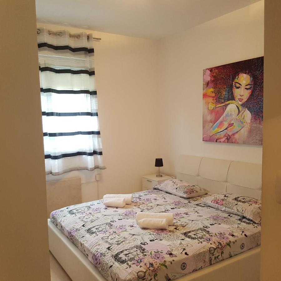 Adela Apartments 3 Morska Vila Split Luaran gambar